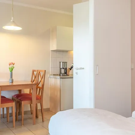 Gemuetliche Mit Balkon Und Badewanne In Sellin (Rugen)